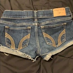 Hollister low rise short shorts